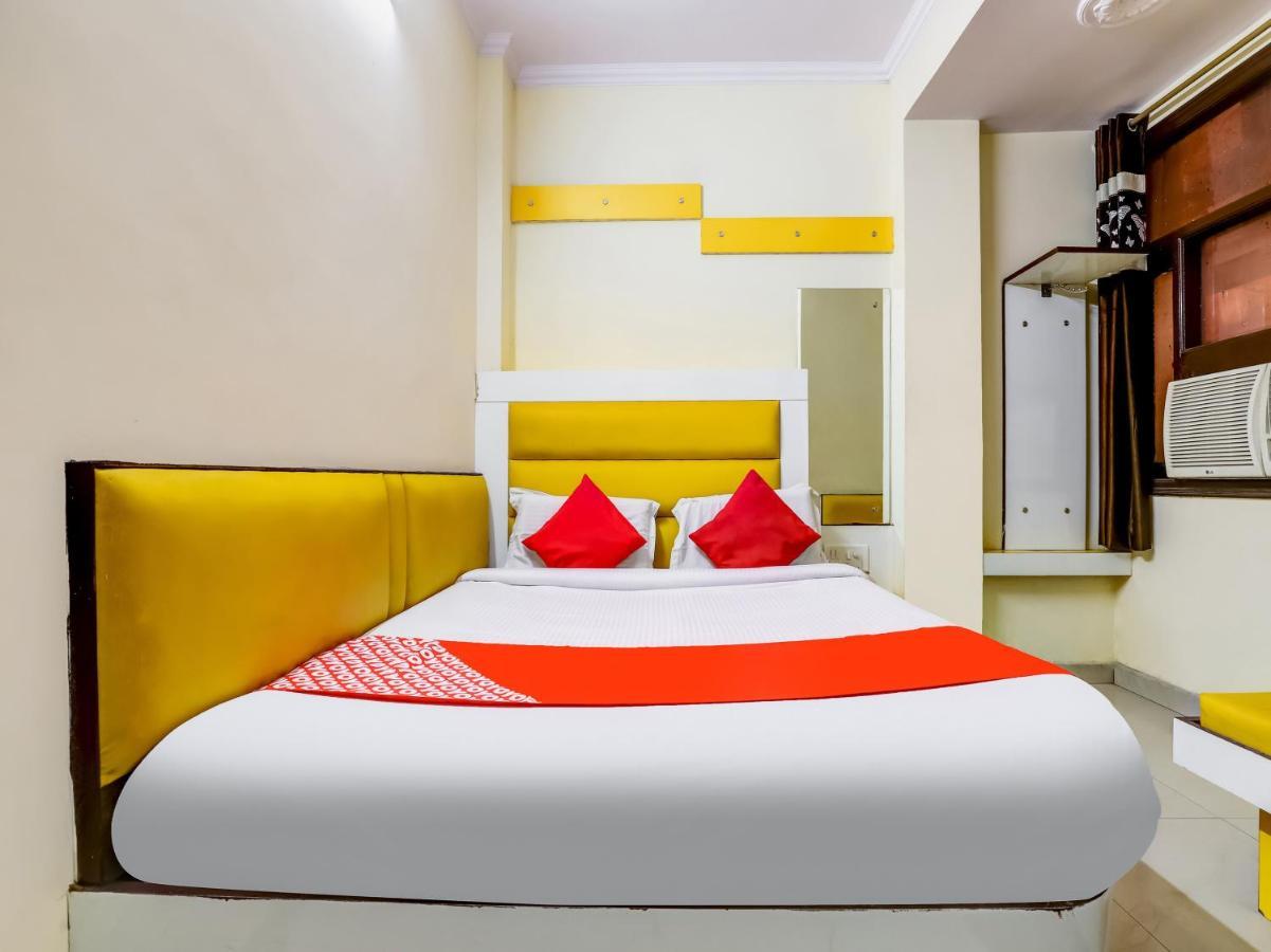 Oyo 75948 Hotel Tushar Continental New Delhi Eksteriør billede
