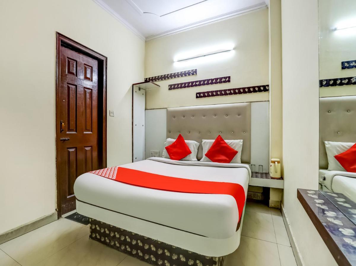 Oyo 75948 Hotel Tushar Continental New Delhi Eksteriør billede
